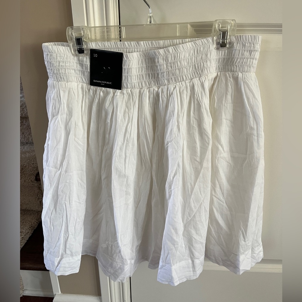 NWT- Women’s, Banana Republic, A-Line, Swing Skirt- Size 10
